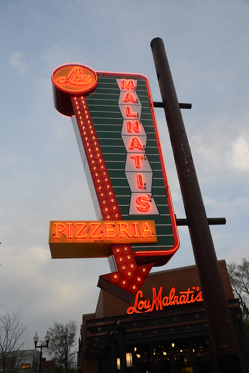 Lou Malnati's Pizzeria Lincoln Square Studio 222 ArchitectsStudio 222